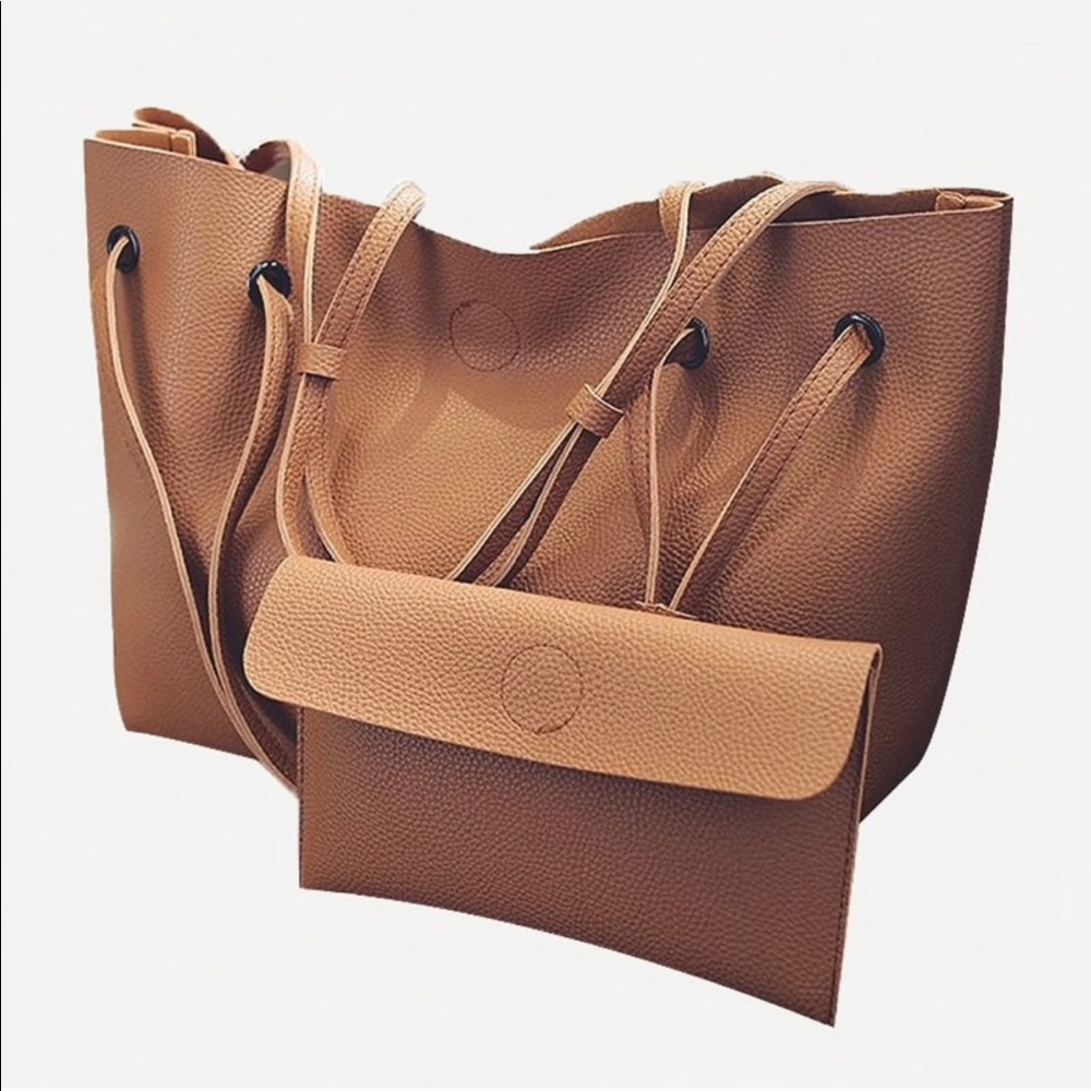 New !!! 🖤 Vegan Leather Camel tote w/clutch - Picture 2 of 5